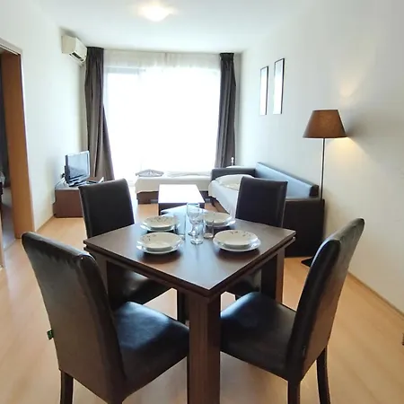 New Line Village Apartament *