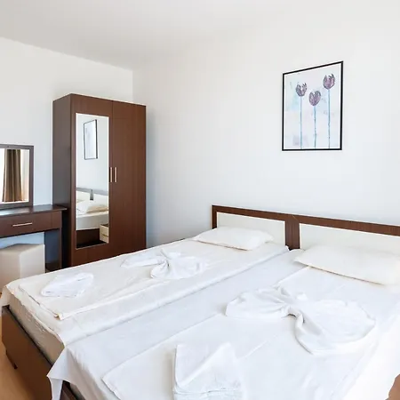 Daire New Line Village Sunny Beach