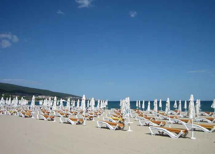 New Line Village Апартамент *