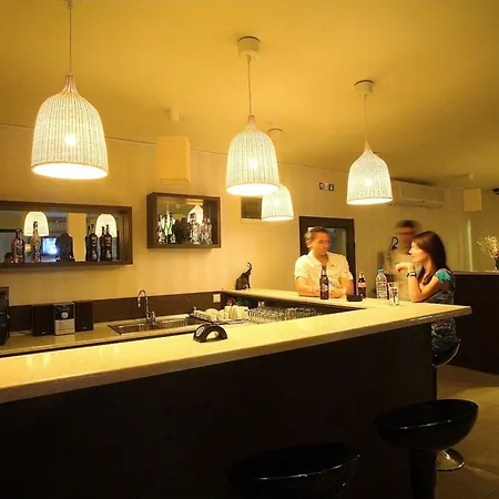 New Line Village アパート *