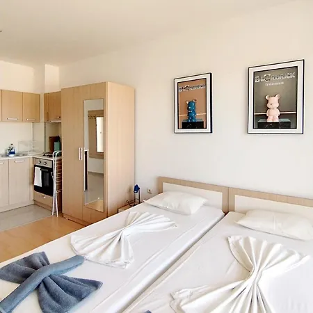 New Line Village Apartament