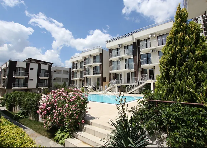 New Line Village * Slantchev Briag