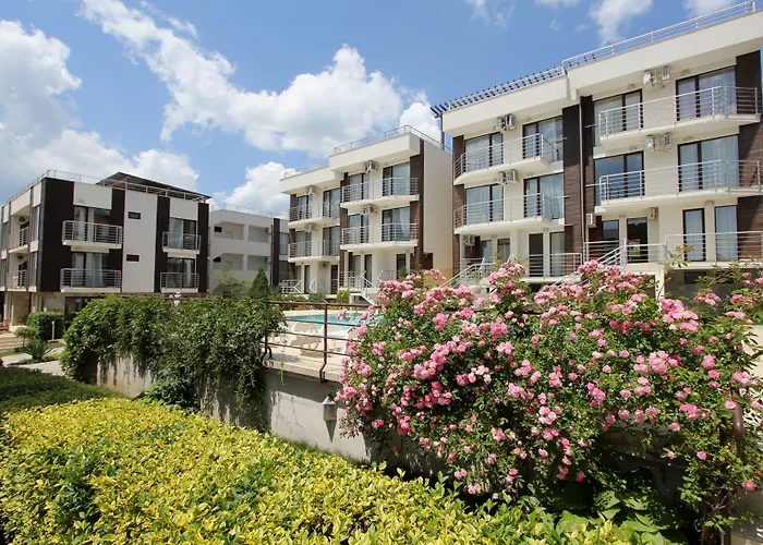 New Line Village * Slantchev Briag